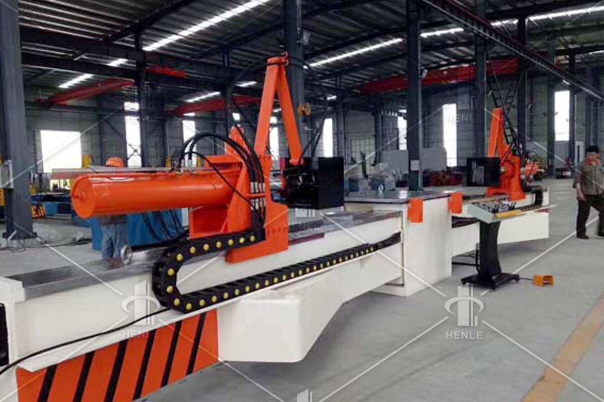 拉彎機(jī)設(shè)備展示